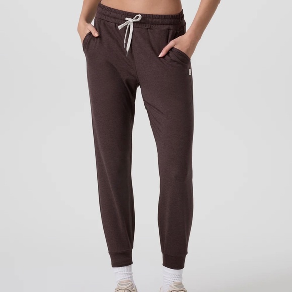 Vuori Performance Jogger *Like New* Java Size L - Picture 5 of 12